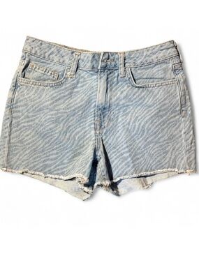 Denim Collection Light Wash Cutoff Shorts NWOT Size 8/10